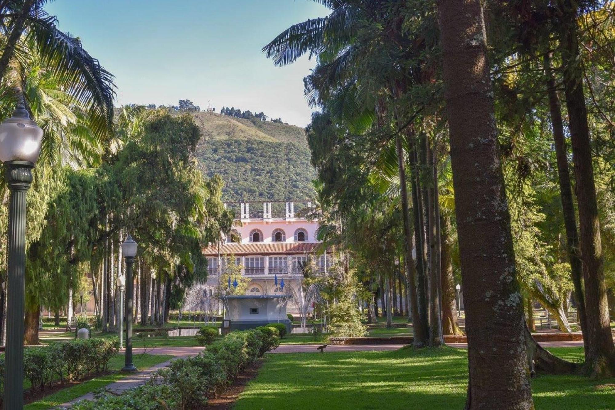 Presidente Hotel Poços de Caldas エクステリア 写真